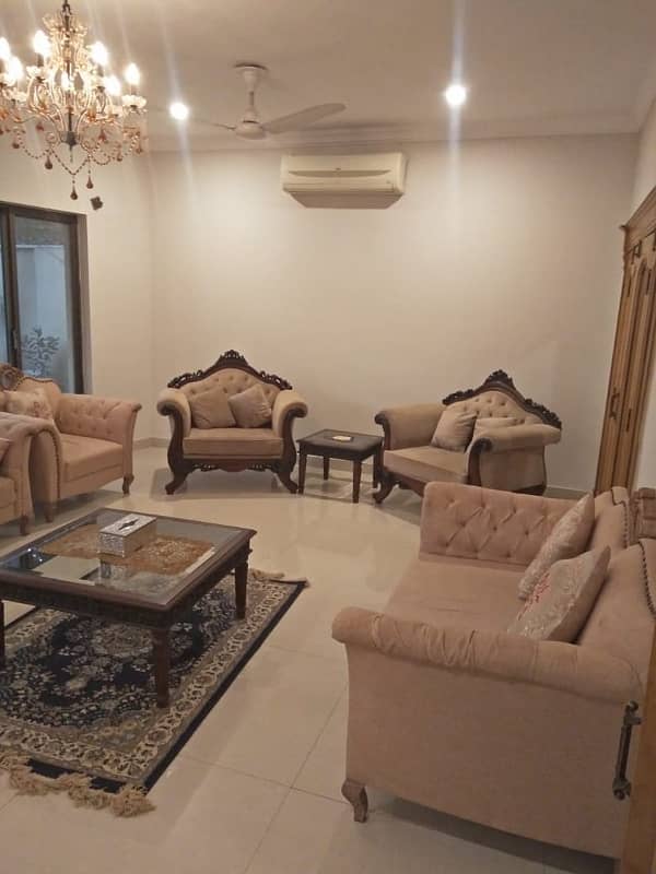 Beautiful 500 Sq Yard House For Rent In F-8 Islamabad 8