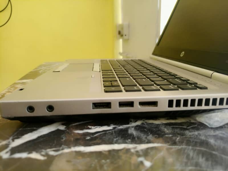 HP  laptop/ core i5 /3rd generation/ SSD 250 GB/ 4GB ram 1