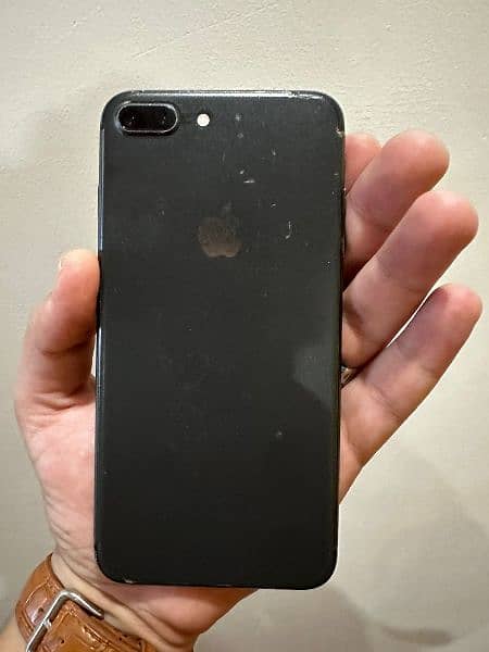 iphone 8 plus black 64 GB 1