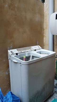 Washing machine with Spiner