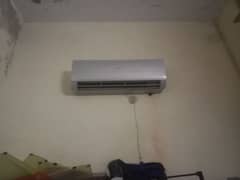 Haier DC Inverter R 410 gass 10/8 condition with original remort