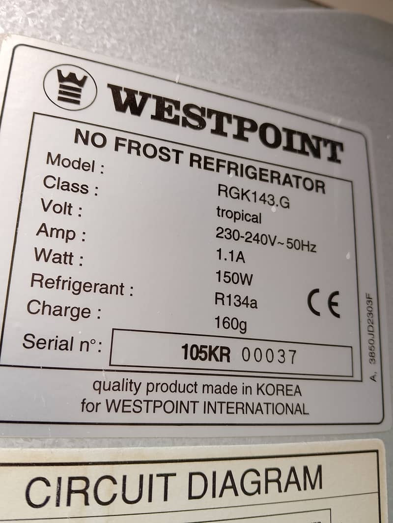 3 door fridge West point 6