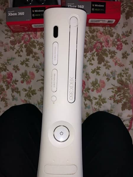 Xbox 360 new condition 2