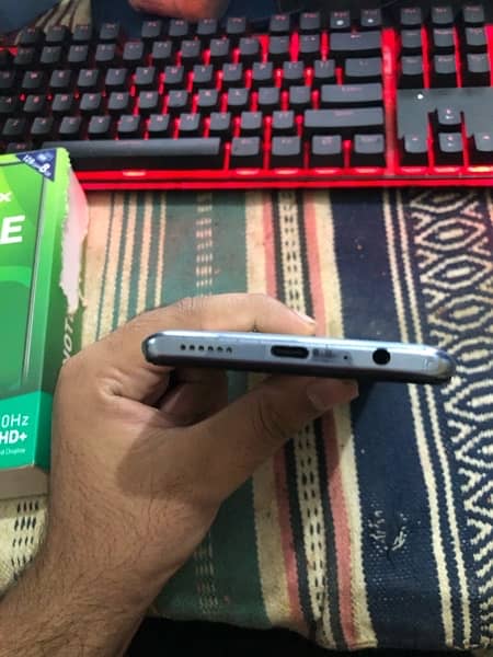 infinix Note 10 Pro 8/128 6