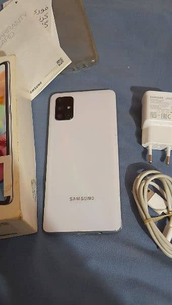 Samsung galaxy A71.8/128. completed box with original fast character 0