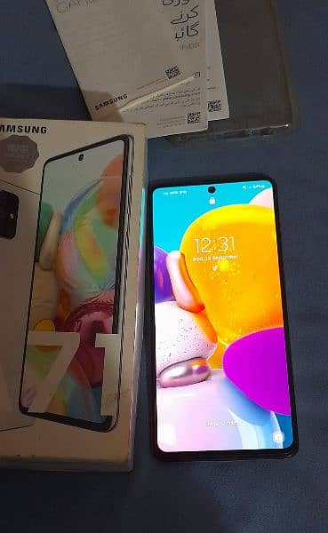 Samsung galaxy A71.8/128. completed box with original fast character 1