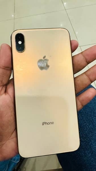 iPHONE XS MAX 64 GB 3