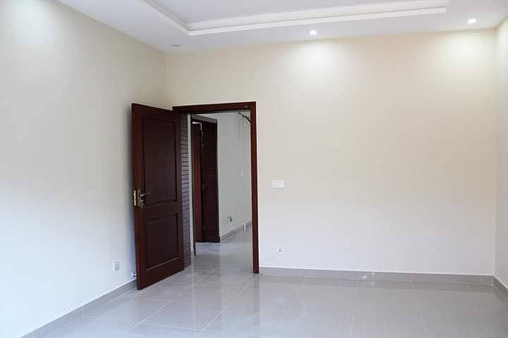 3 Bed Neat And Clean Ground Portion Available for Rent in Gulraiz 40