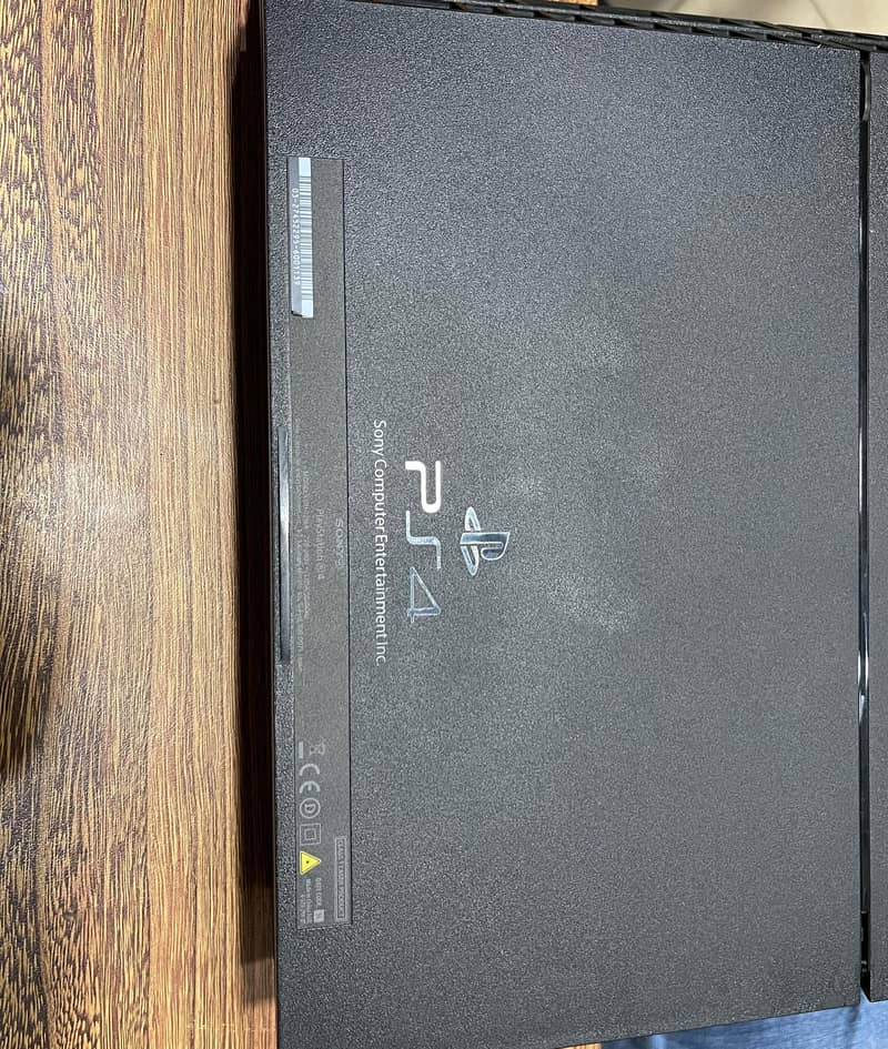 PS4 | Playstation 4 | 500 GB | Matte Black | Two Controllers Included 6