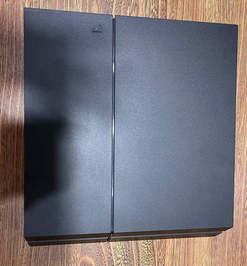 PS4 | Playstation 4 | 500 GB | Matte Black | Two Controllers Included 7