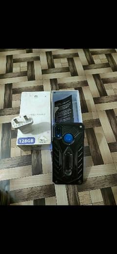 Huawei nova 3i with box and adapter 4/128 All ok read description