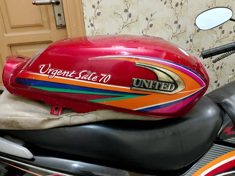 United 2012 us 70 orignal  Fuel tank For sale. 0