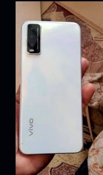 vivo y20 candion 10*9 ok hai koi masla ni 3