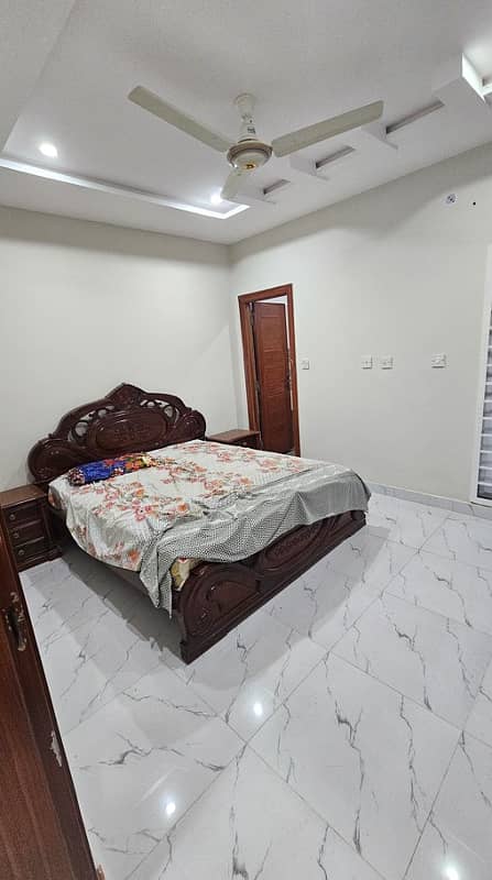 Luxury Living Awaits! 5 Marla Furnished Haven for Rent in G Block, Citi Housing Jhelum 4