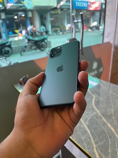 iPhone 11 Pro 0