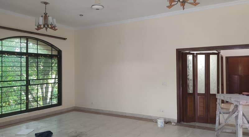 1 KANAL UPPER PORTION WITH SEPARATE GATE AVAILABLE FOR RENT IN SUI GAS SOCIETY 2