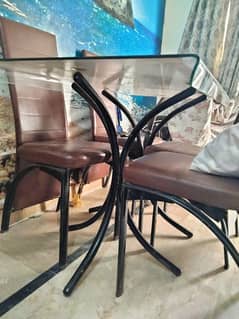 Dining table with 6 chairs