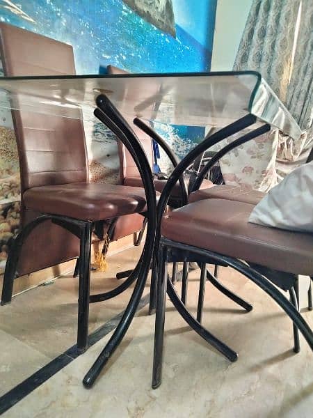 Dining table with 6 chairs 0