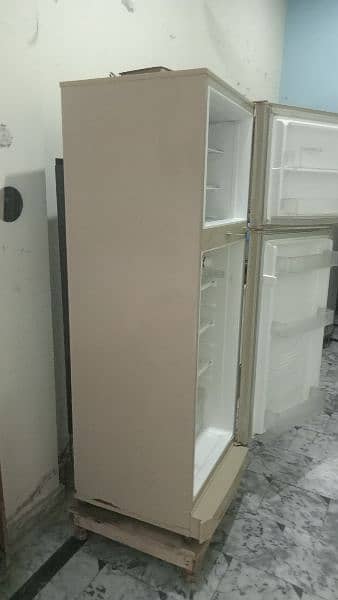 PEL REFRIGERATOR FOR SALE 3