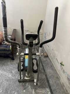 Cross trainer