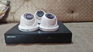 Hikvision 8 channel dvr or 3 cameras