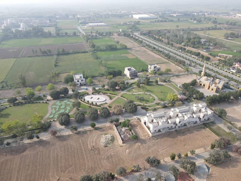 10 Marla plot sale on ground and possession available very good location new Lahore city 8