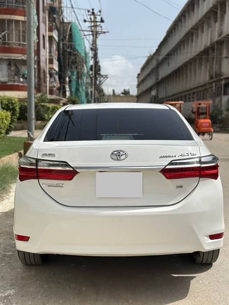 Toyota Corolla Altis 2018 10