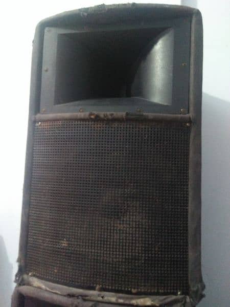 Peavey speakers & lane power mixer 2