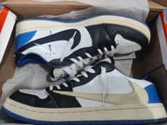 Nike Air Jordan 1 low Travis Scott fragment