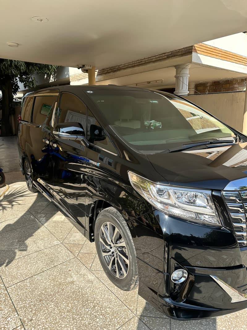 Toyota Alphard 2015 2500cc 7