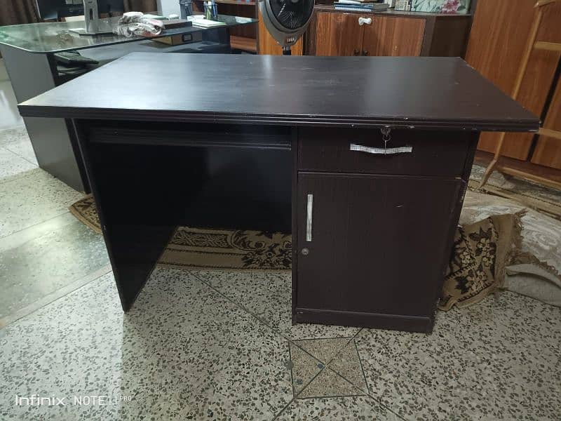 office table for sale 3