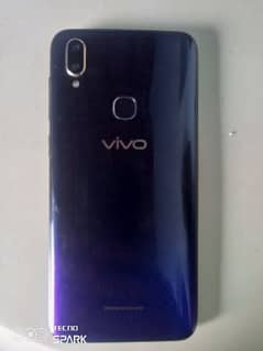 vivo v11 for sale with box. . . reason change phone