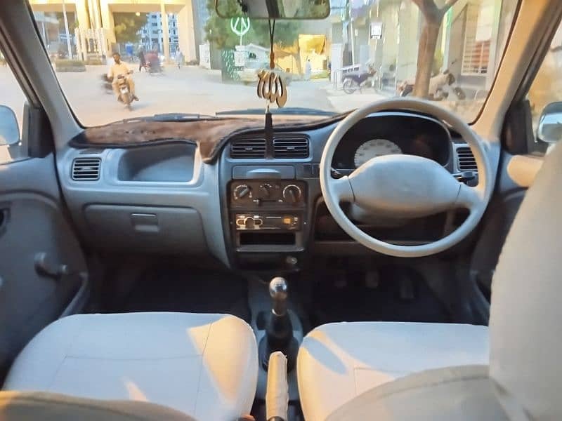 Suzuki Alto 2012 3