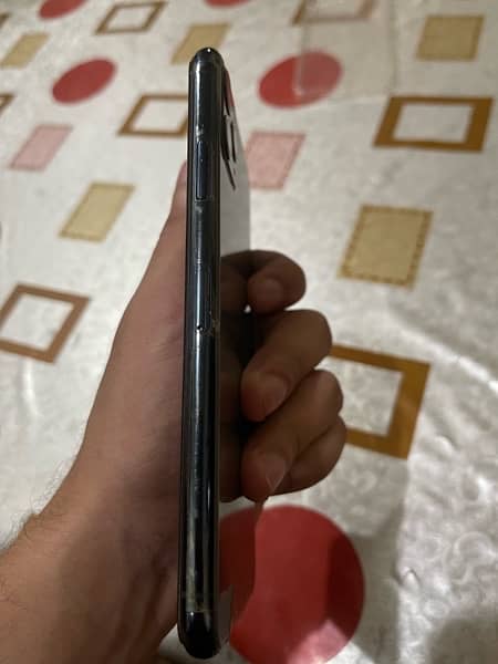 iPhone 11 Pro Max 64gb 5