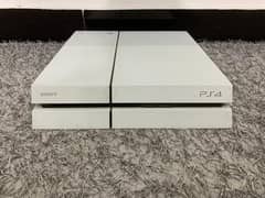 ps4 limited addition in white im best condition