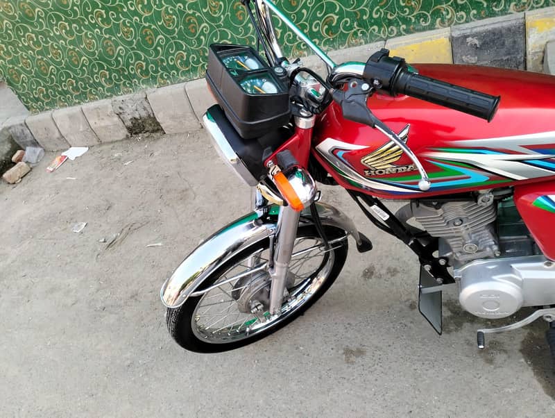 honda 125 model 2023  (0306=4462/443) Lavish condition 8