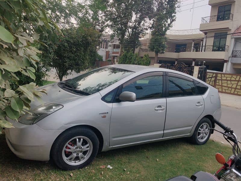 Toyota Prius 2012 9