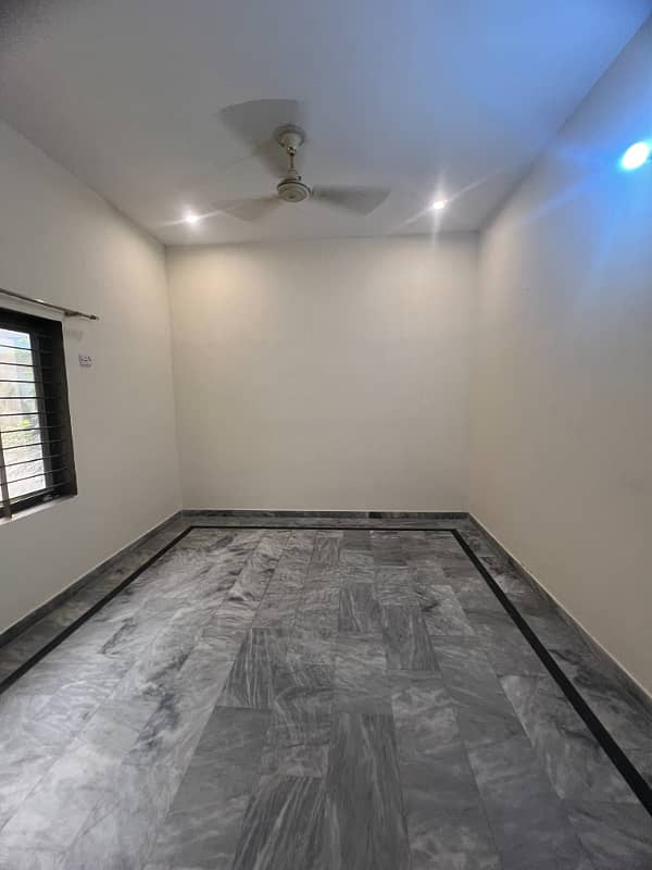 8 marla lower portion for rent with gas, Royal garden near american premier school canal road Lahore 1