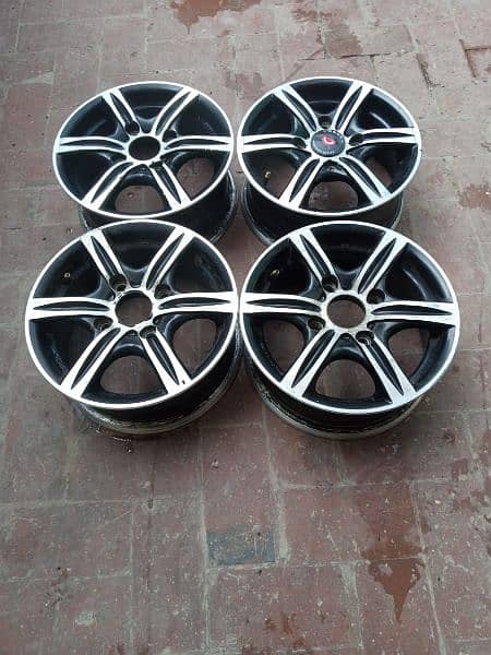 Alloy Wheels R13" . . . 1