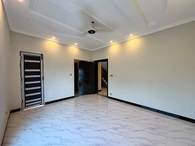 Designer House For Sale Phase 8 Ali Block, Investor Rate 27