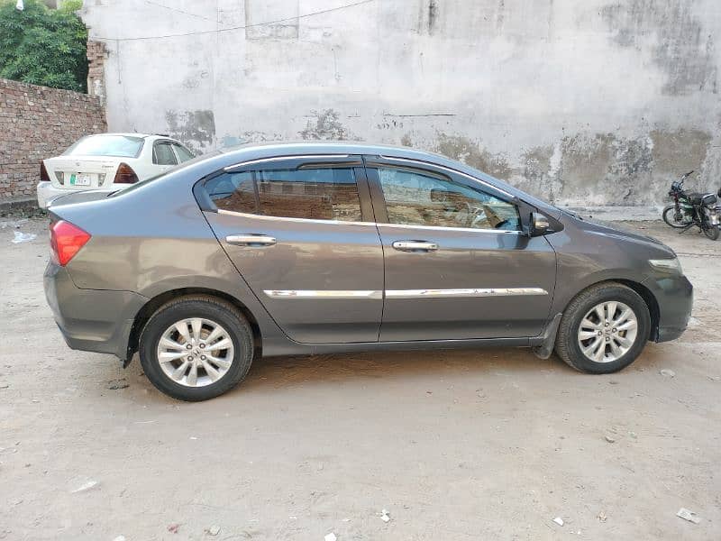 Honda City IVTEC 2015 manual 3