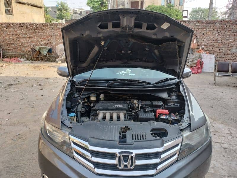 Honda City IVTEC 2015 manual 9