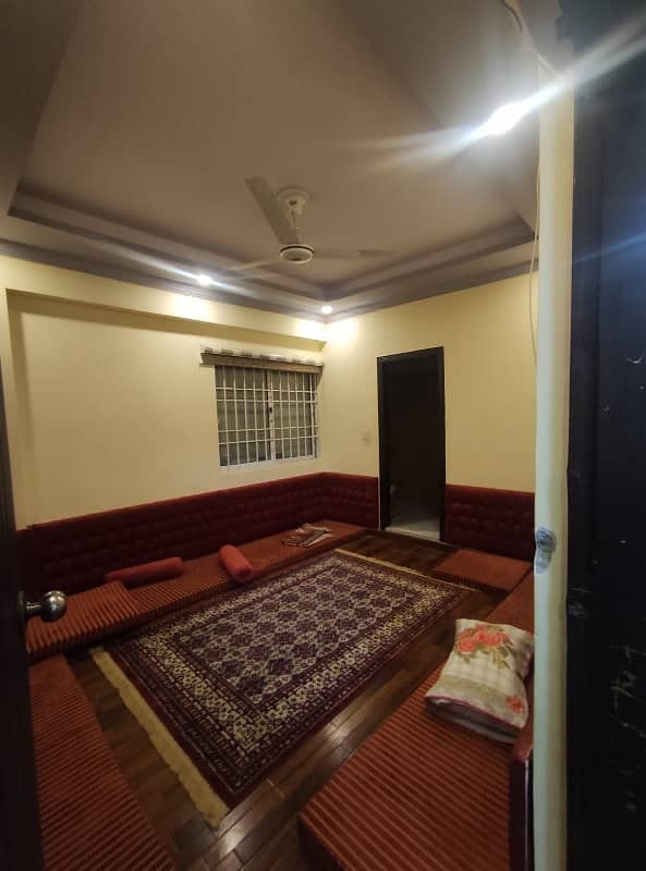 4 Bed Room Fully Furnished Apartment Available For Sale 12