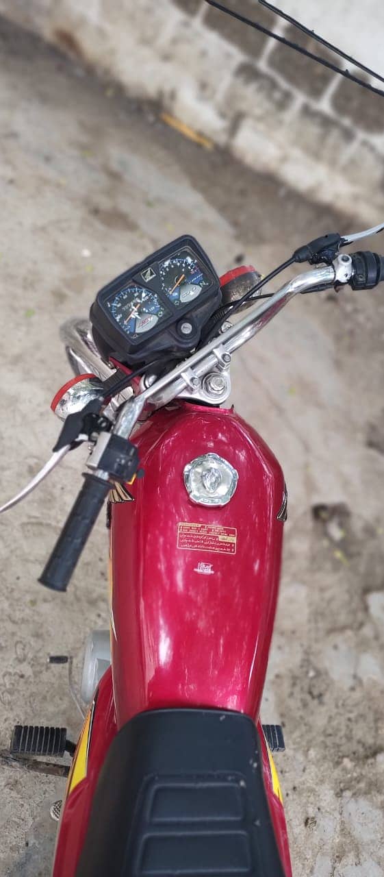 Honda CG 125 2021 3