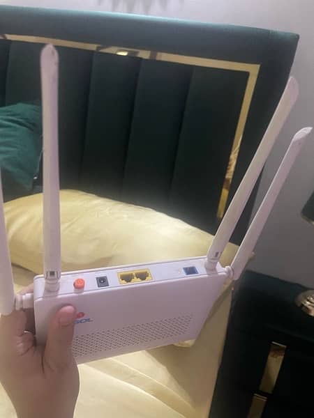 V. SOL ONU FIBER ROUTER GPON/EPON 4 Antena 2.4ghz 5ghz 3