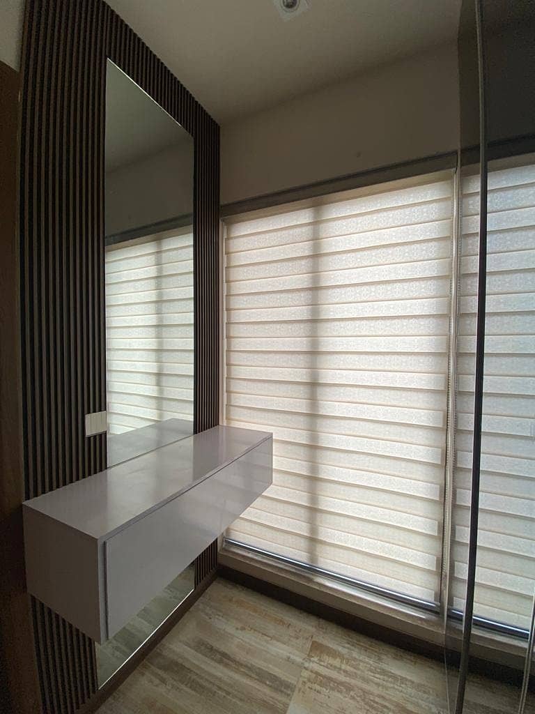 Window Blinds, rollup blinds, wooden blinds curtains 2