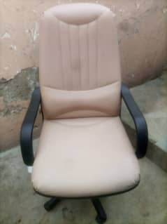 Executive office chair , Manager chair available in good condition