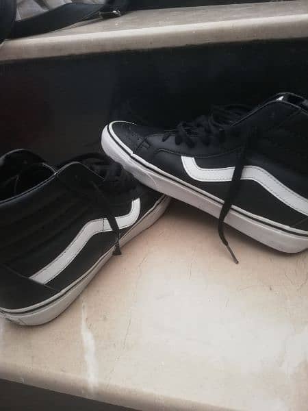 vans  long shoes 2