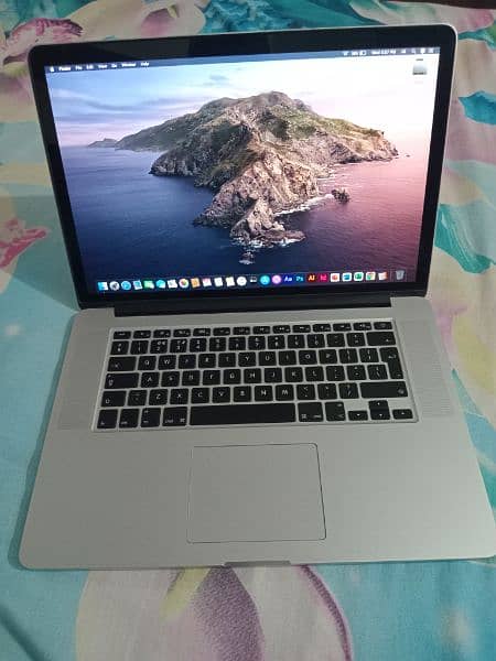 Mac book pro (retina, 15-inch, Mid2015) 1