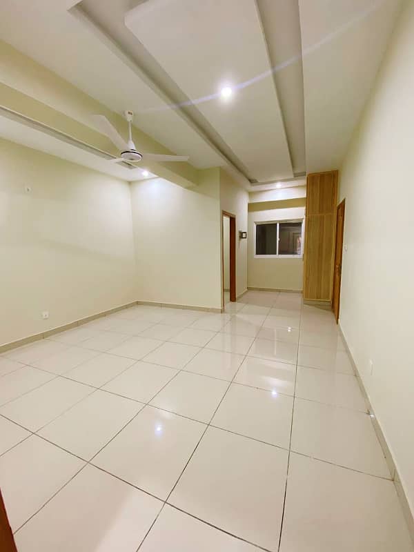 3 Bedroom Apartment Available For rent Gulberg Green Islamabad 3